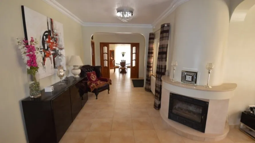Villa de 276m² en Cabo Roig, Spain No. 257 № 28