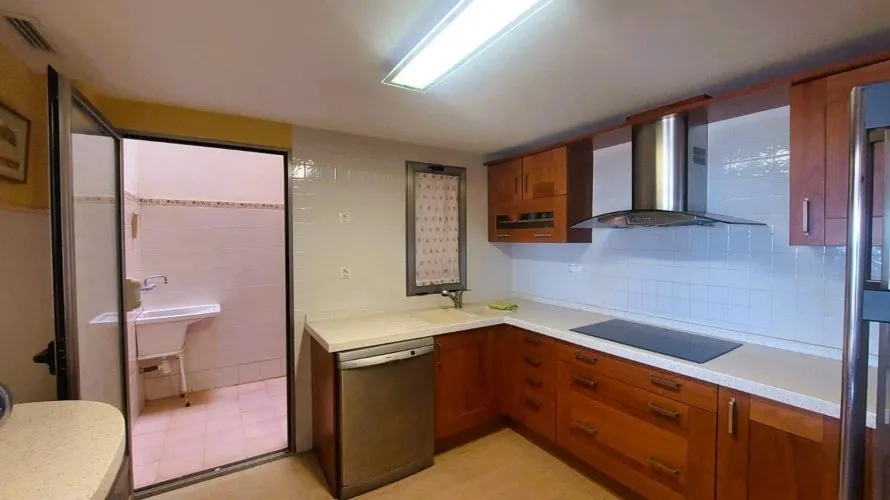 Apartamento de 4 dormitorios en Torrevieja, Spain No. 561 № 23