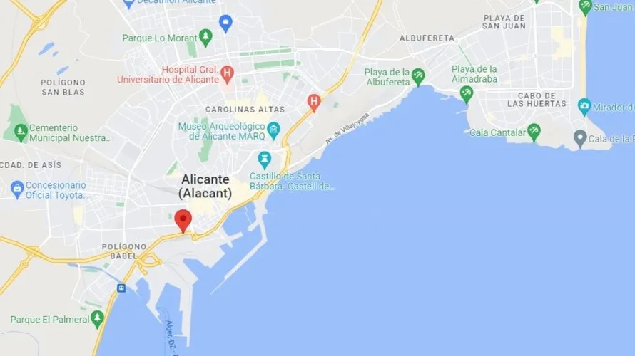 Apartamento de 4 dormitorios en Alicante, Spain No. 374 № 22