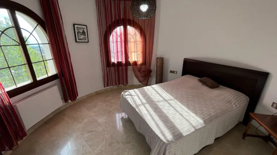 Villa de 4 dormitorios en Altea La Vella, Spain No. 502 № 16