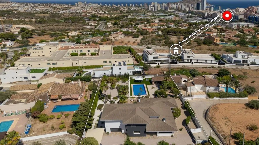Villa de 6 dormitorios en Calpe, Spain No. 227 № 7