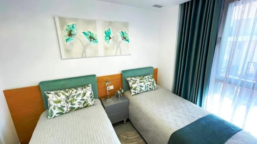 Apartamento de 3 dormitorios en Villajoyosa, Spain No. 744 № 10