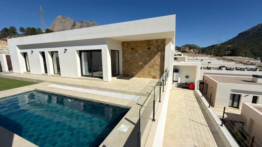 Villa de 3 dormitorios en Finestrat, Spain No. 171 № 3