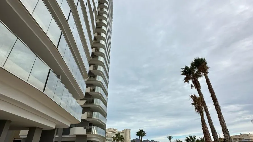 Ático de 3 dormitorios en Benidorm, Spain No. 569 № 16