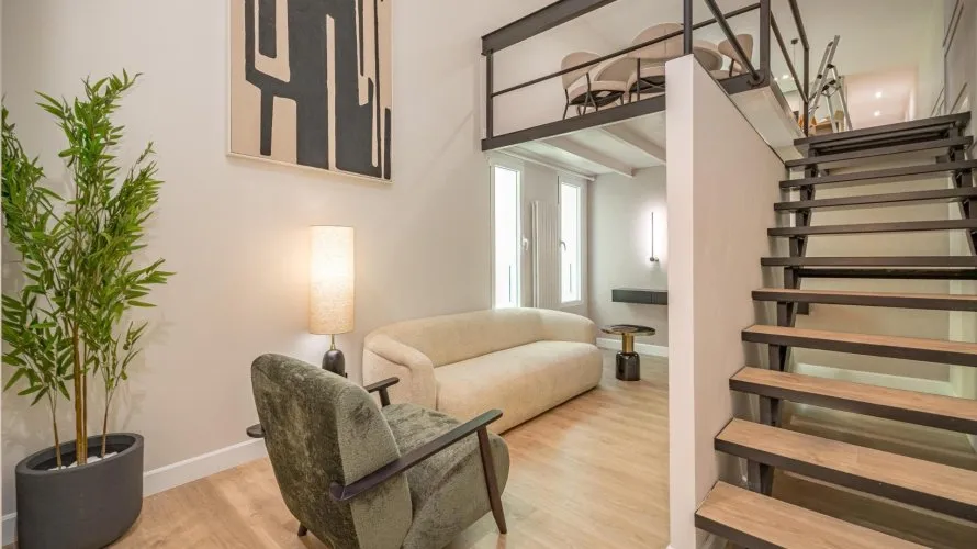 Apartamento de 2 dormitorios en Madrid, Spain No. 635 № 1