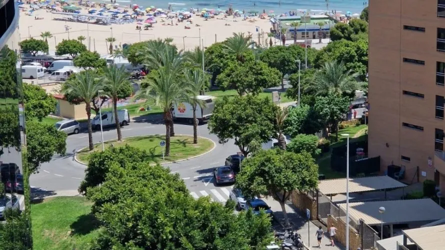 Apartamento de 2 dormitorios en Villajoyosa, Spain No. 591