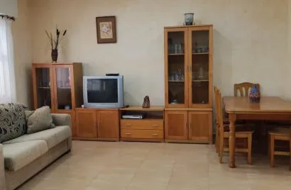 Сasa de 3 dormitorios en Torrevieja, Spain No. 750