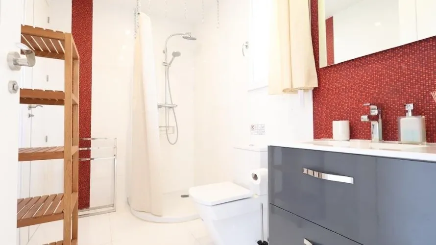 Apartamento de 4 dormitorios en Cabo Roig, Spain No. 846 № 18