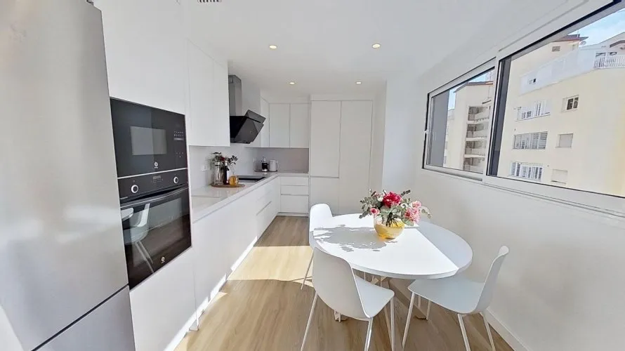 Apartamento de 2 dormitorios en Benidorm, Spain No. 107 № 23