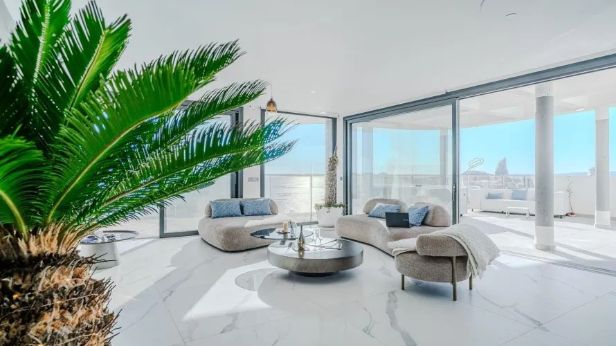 Apartamento de 3 dormitorios en Benidorm, Spain No. 672 № 9