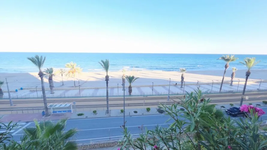Apartamento de 3 dormitorios en El Campello, Spain No. 743 № 8
