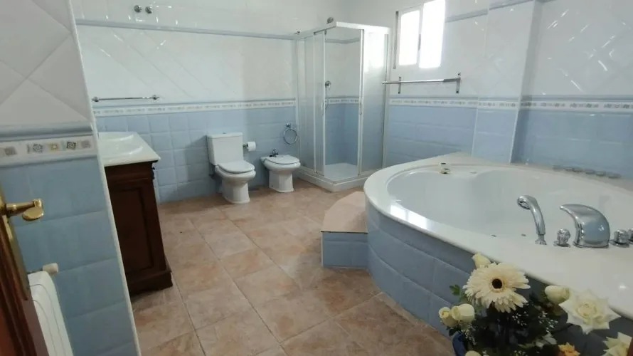 Apartamento de 6 dormitorios en Torrevieja, Spain No. 842 № 16