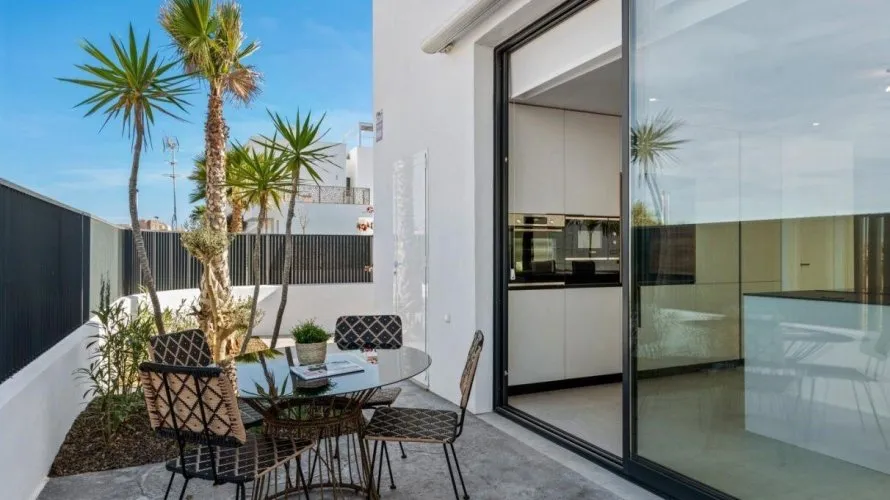 Villa de 3 dormitorios en Mar De Cristal, Spain No. 537 № 2