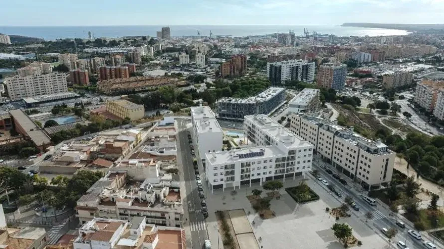 Apartamento de 2 dormitorios en Alicante, Spain No. 713 № 9
