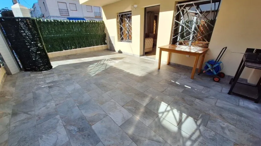 Сasa de 3 dormitorios en Torrevieja, Spain No. 940 № 4