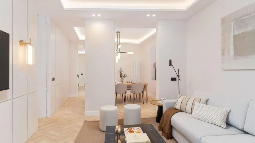 Apartamento de 3 dormitorios en Madrid, Spain No. 549