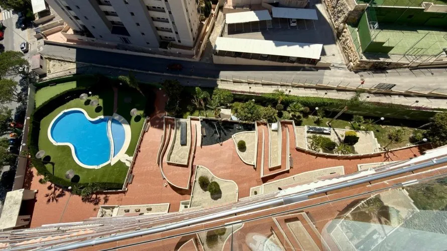 Apartamento de 2 dormitorios en Finestrat, Spain No. 887