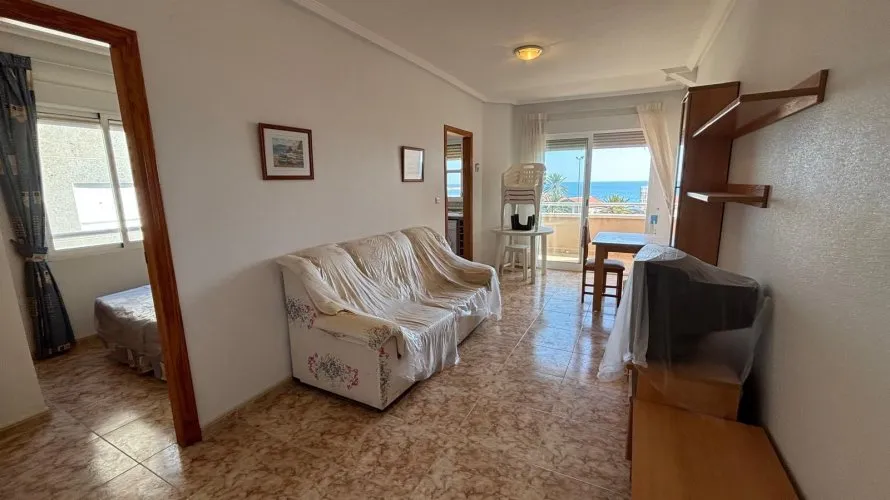Apartamento de 1 dormitorio en Torrevieja, Spain No. 233 № 16