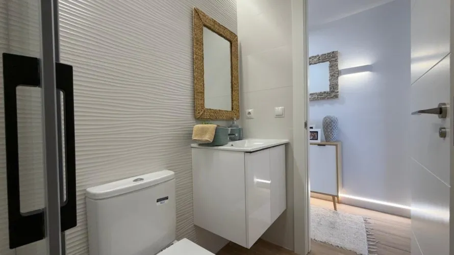 Apartamento de 3 dormitorios en Torrevieja, Spain No. 231 № 15