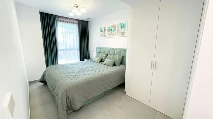 Apartamento de 3 dormitorios en Villajoyosa, Spain No. 744 № 24