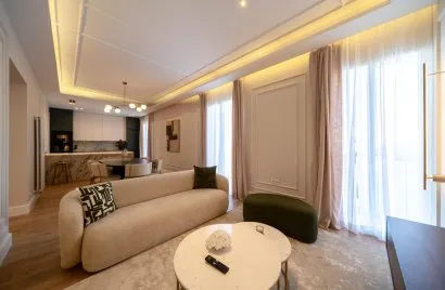 Apartamento de 2 dormitorios en Madrid, Spain No. 838