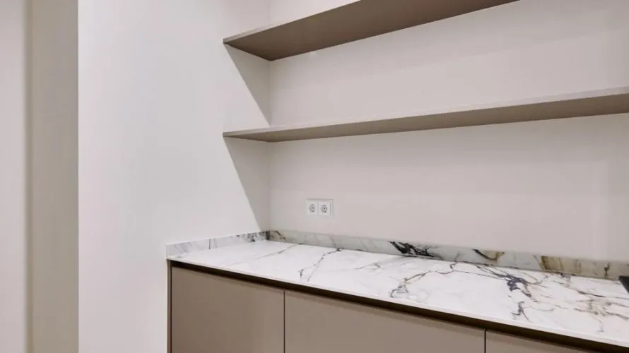 Apartamento de 3 dormitorios en Madrid, Spain No. 697 № 19