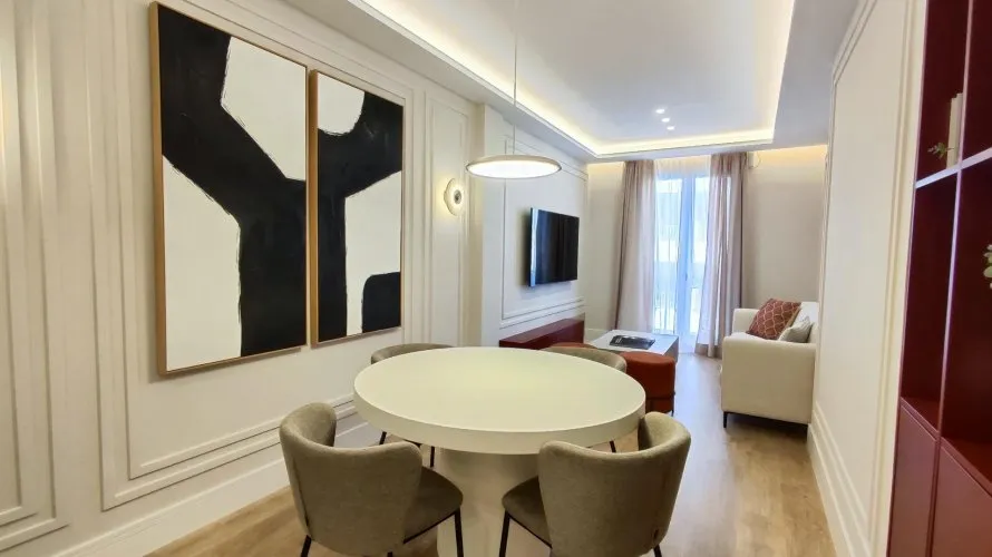 Apartamento de 2 dormitorios en Madrid, Spain No. 643
