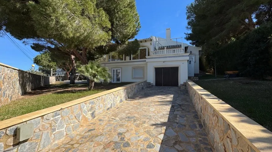Villa de 3 dormitorios en Cabo Roig, Spain No. 106 № 5