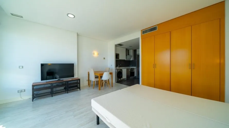 Apartamento de 1 dormitorio en Madrid, Spain No. 155 № 9