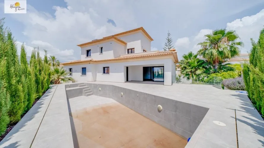 Villa de 5 dormitorios en Calpe, Spain No. 443 № 6