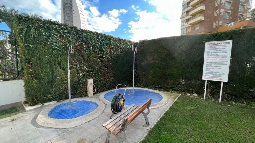 Apartamento de 2 dormitorios en Benidorm, Spain No. 392 № 25