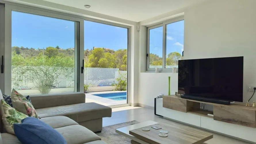 Villa de 3 dormitorios en Finestrat, Spain No. 574 № 7