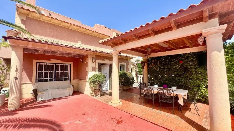 Villa de 3 dormitorios en Torrevieja, Spain No. 120 № 22