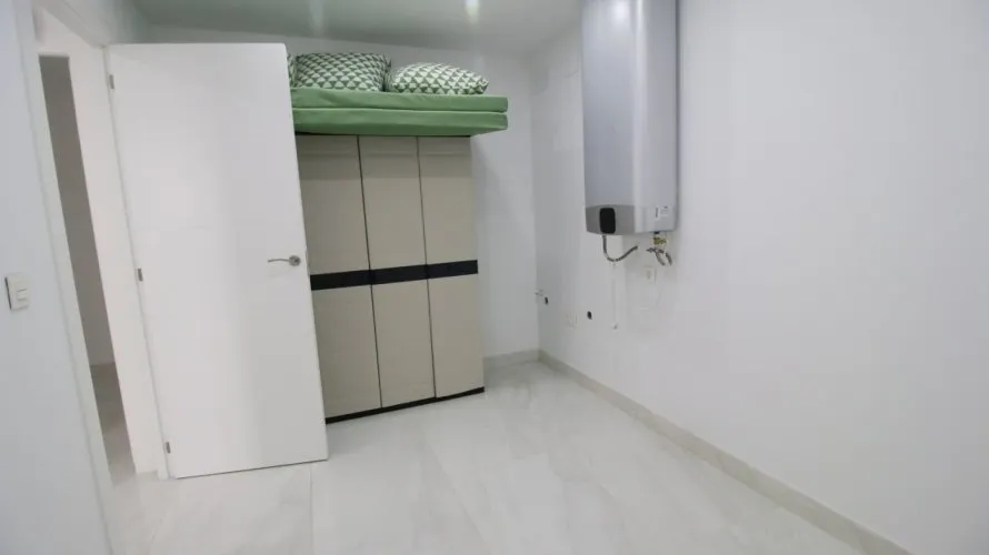 Apartamento de 4 dormitorios en La Torre, Spain No. 319 № 23