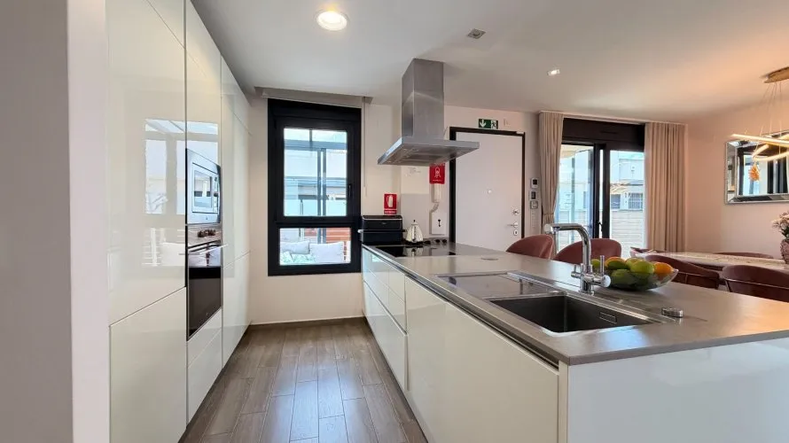 Villa de 5 dormitorios en Torrevieja, Spain No. 863 № 16