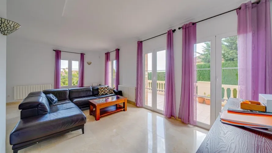 Villa de 4 dormitorios en Finestrat, Spain No. 165 № 10