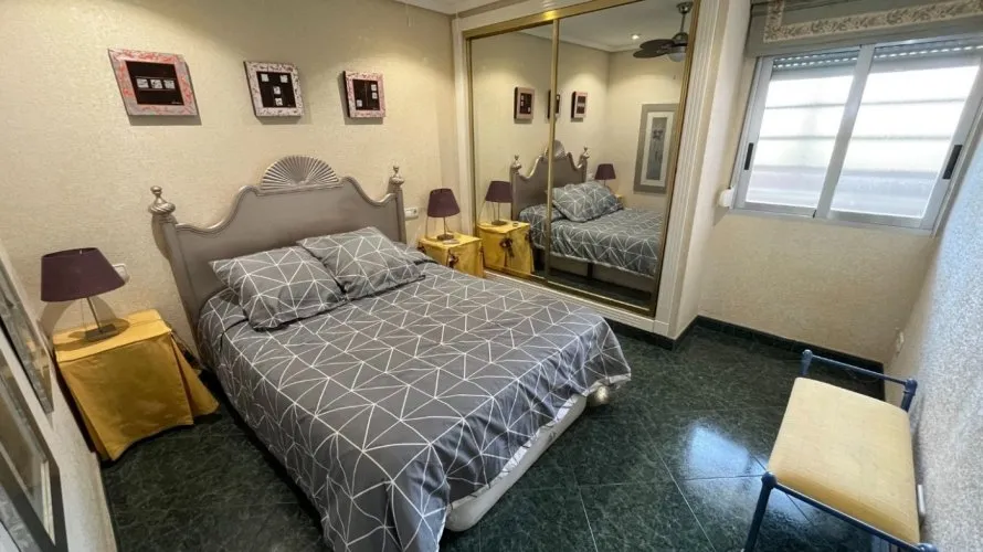 Apartamento de 2 dormitorios en Benidorm, Spain No. 392 № 8