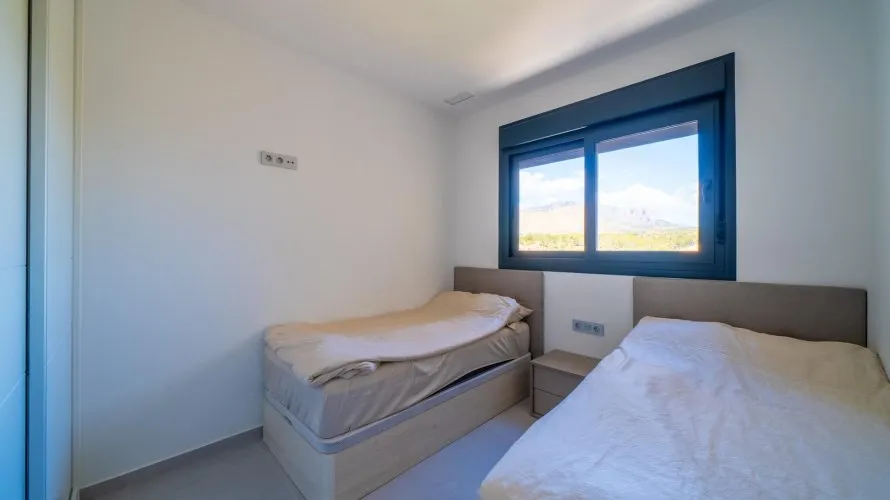 Apartamento de 2 dormitorios en Benidorm, Spain No. 727 № 12