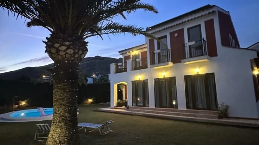 Villa de 4 dormitorios en Finestrat, Spain No. 239 № 13