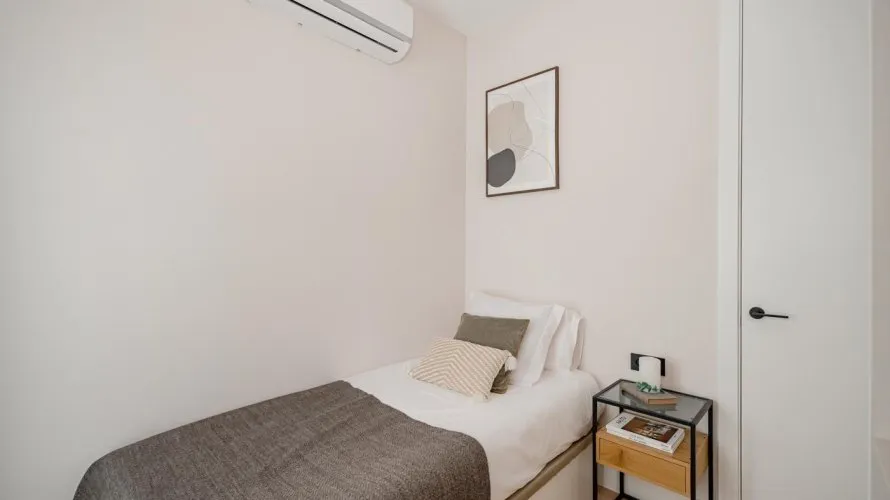 Apartamento de 3 dormitorios en Madrid, Spain No. 550 № 13