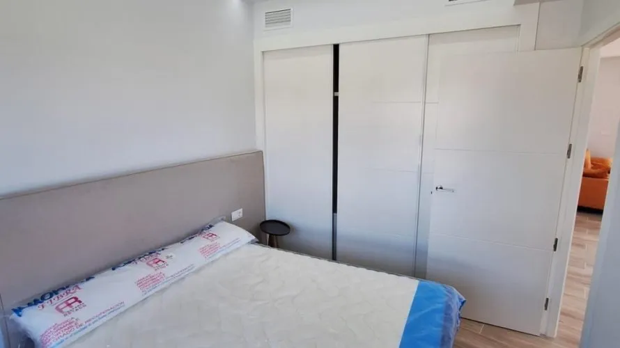 Apartamento de 2 dormitorios en Villamartin, Spain No. 555 № 17