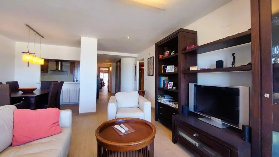 Apartamento de 4 dormitorios en Torrevieja, Spain No. 561 № 9