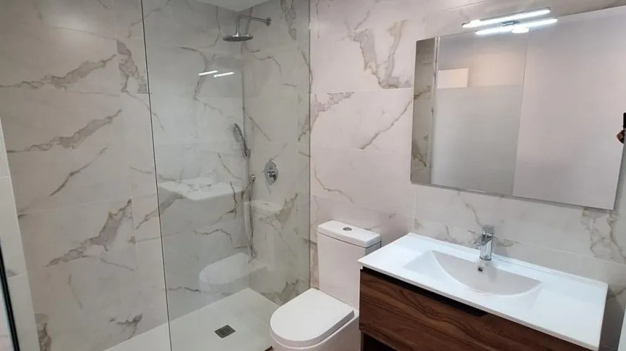 Apartamento de 2 dormitorios en Villamartin, Spain No. 555 № 7