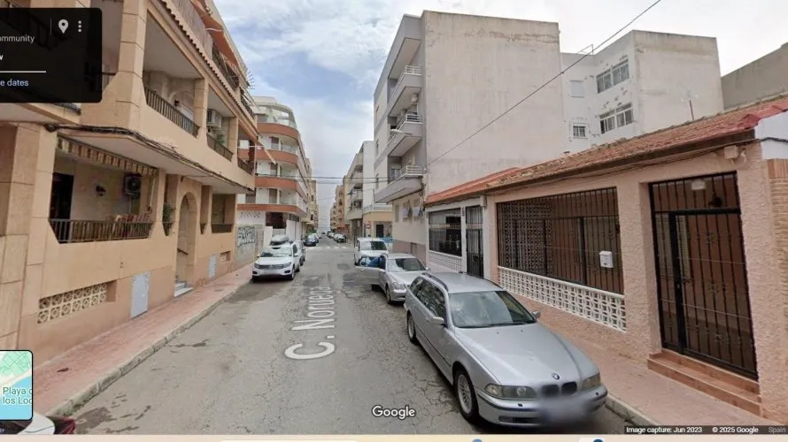Сasa de 3 dormitorios en Torrevieja, Spain No. 750 № 16