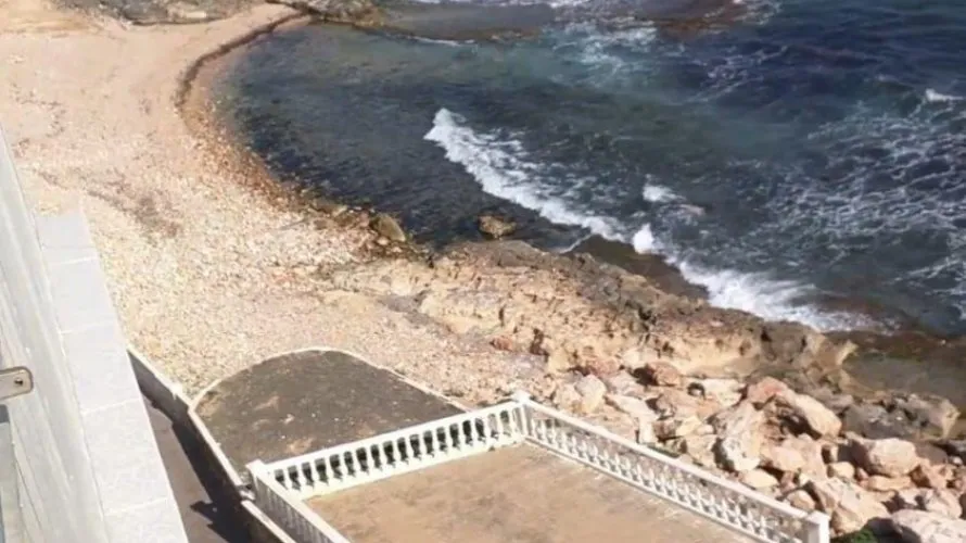 Apartamento de 4 dormitorios en Torrevieja, Spain No. 118 № 16
