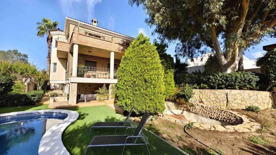 Villa de 5 dormitorios en Ciudad Quesada, Spain No. 105 № 2