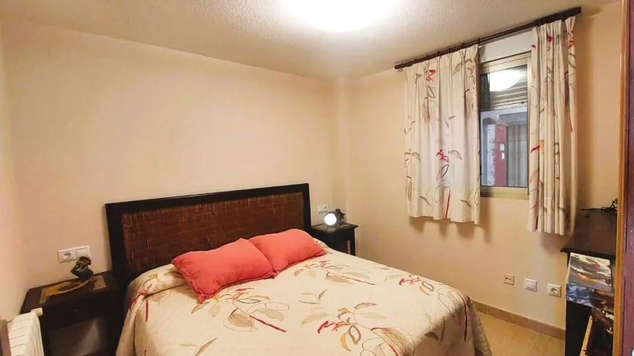 Apartamento de 4 dormitorios en Torrevieja, Spain No. 561 № 21