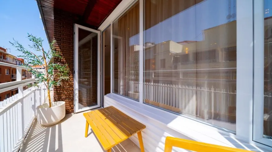 Apartamento de 3 dormitorios en Madrid, Spain No. 792 № 12
