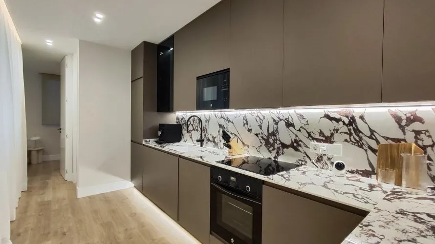 Apartamento de 2 dormitorios en Madrid, Spain No. 643 № 6