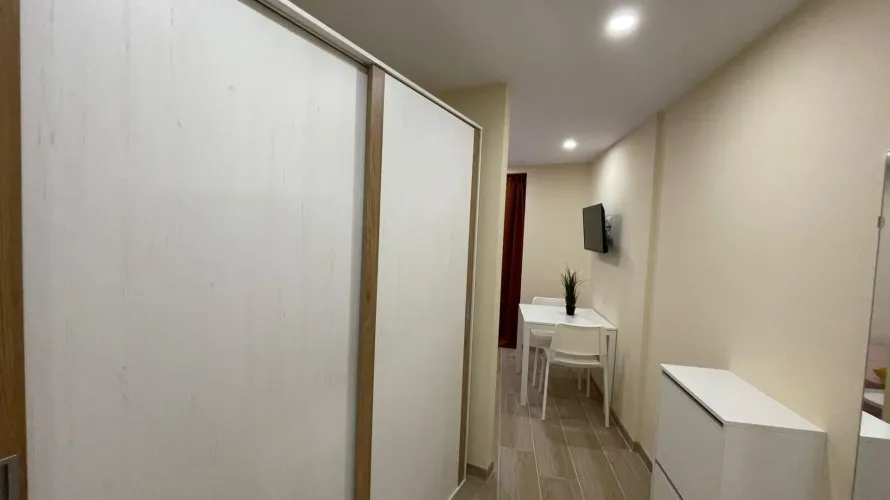 Apartamento de 3 dormitorios en Alicante, Spain No. 357 № 4